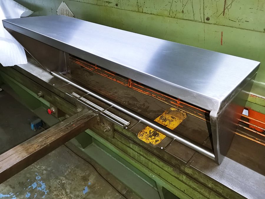 Aprende cómo elegir muebles para cocinas industriales duraderos, higiénicos y funcionales