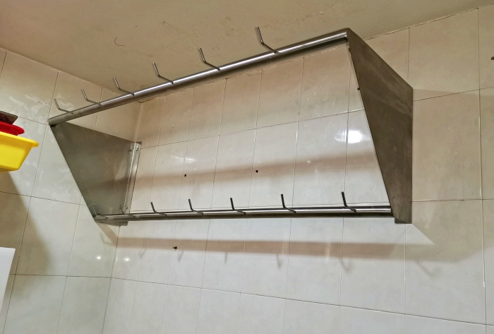 Aprende todo sobre repisas de acero inoxidable: diseños, funciones y sectores donde se utilizan